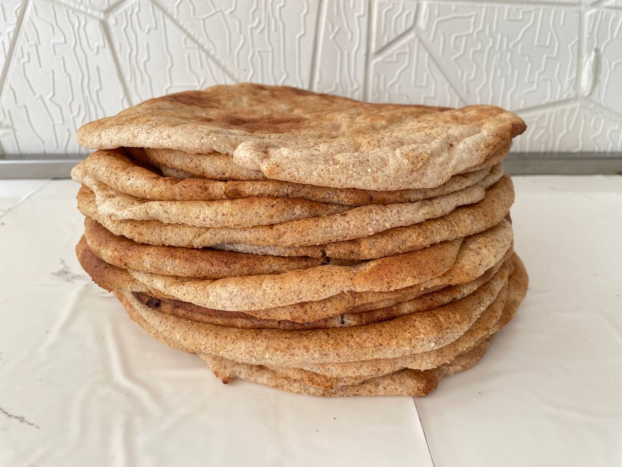 خبز اللوز